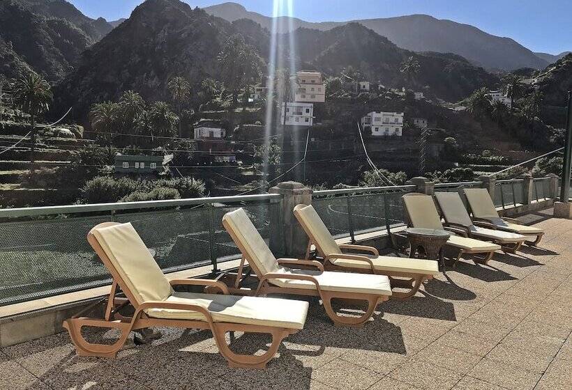 فندق ريفى Rural Triana