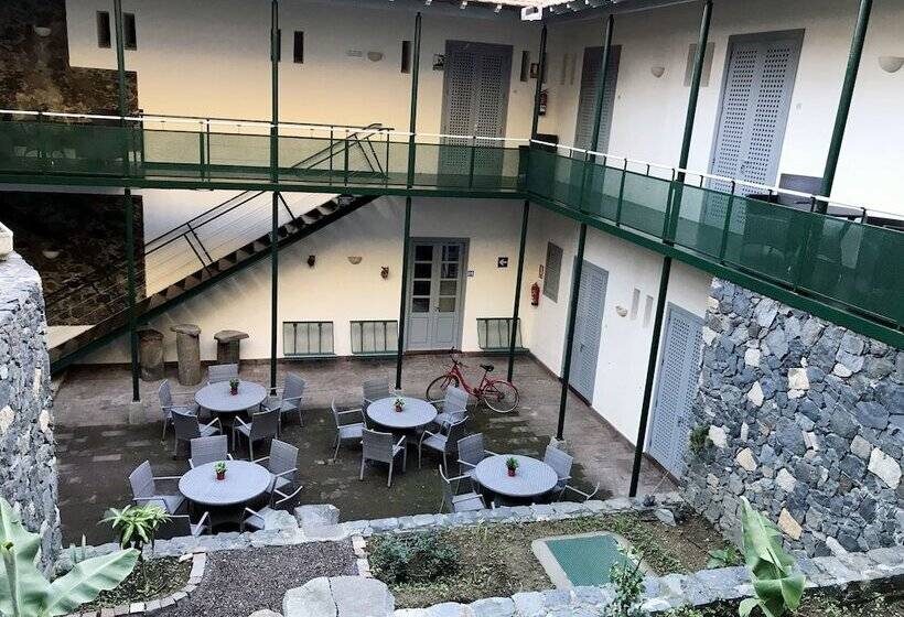 فندق ريفى Rural Triana