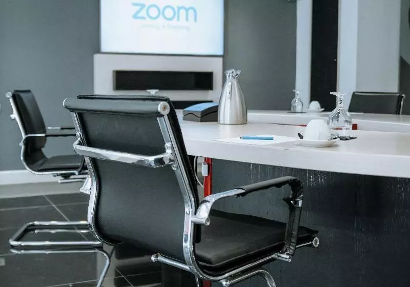 호텔 Semiramis City