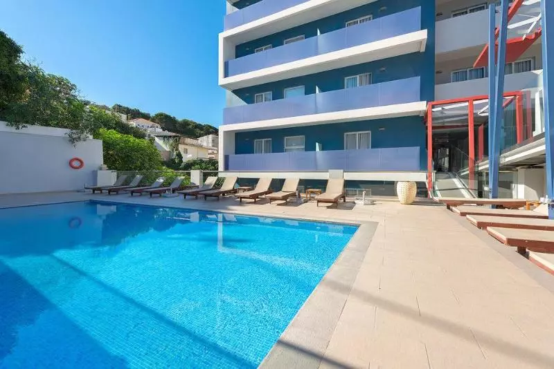 호텔 Semiramis City