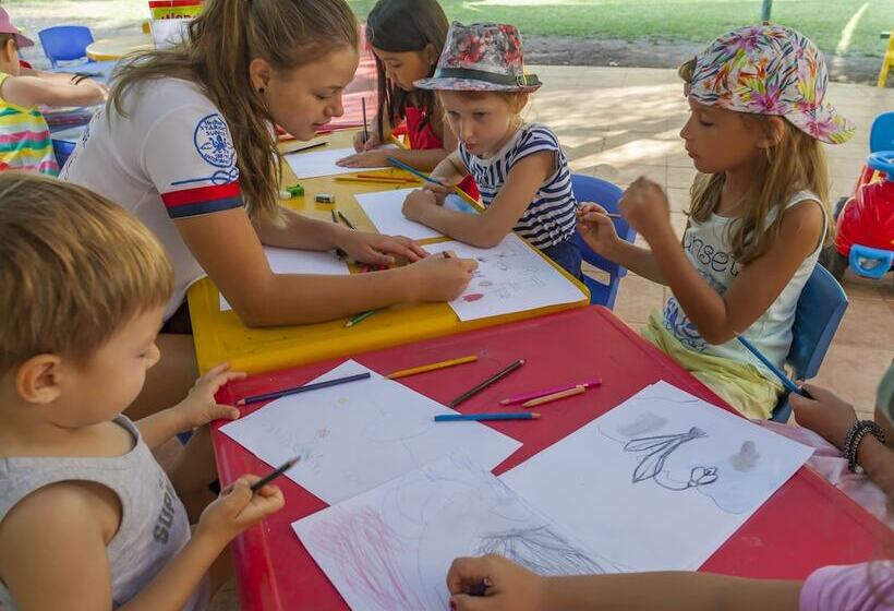 酒店 Sunrise Resort