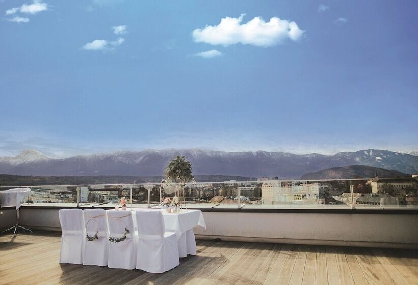 בית מלון כפרי Voco® Villach, An Ihg