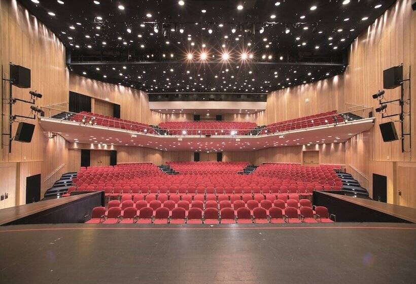 בית מלון כפרי Voco® Villach, An Ihg