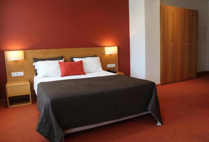 Paredes Hotel Apartamento