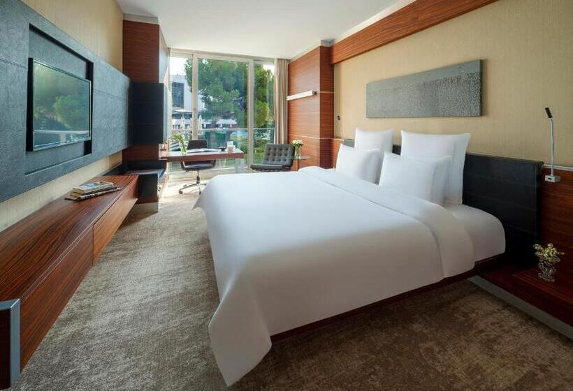 Swissotel Buyuk Efes Izmir