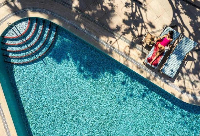 Swissotel Buyuk Efes Izmir