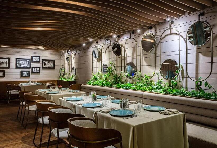 Swissotel Buyuk Efes Izmir