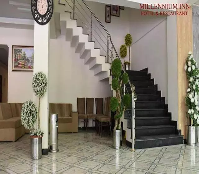 هتل Millennium Inn Naran
