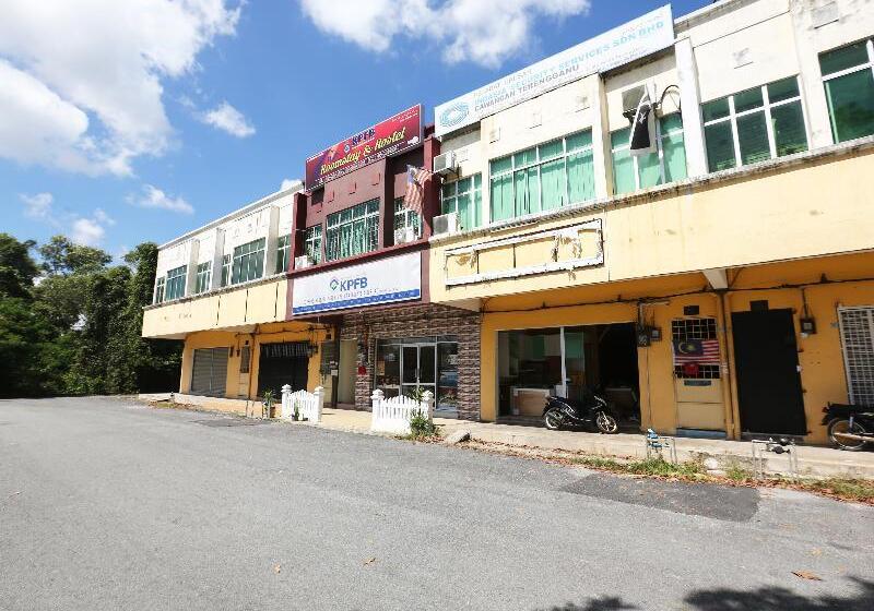 Отель Spot On 90163 Kpfb Roomstay 2