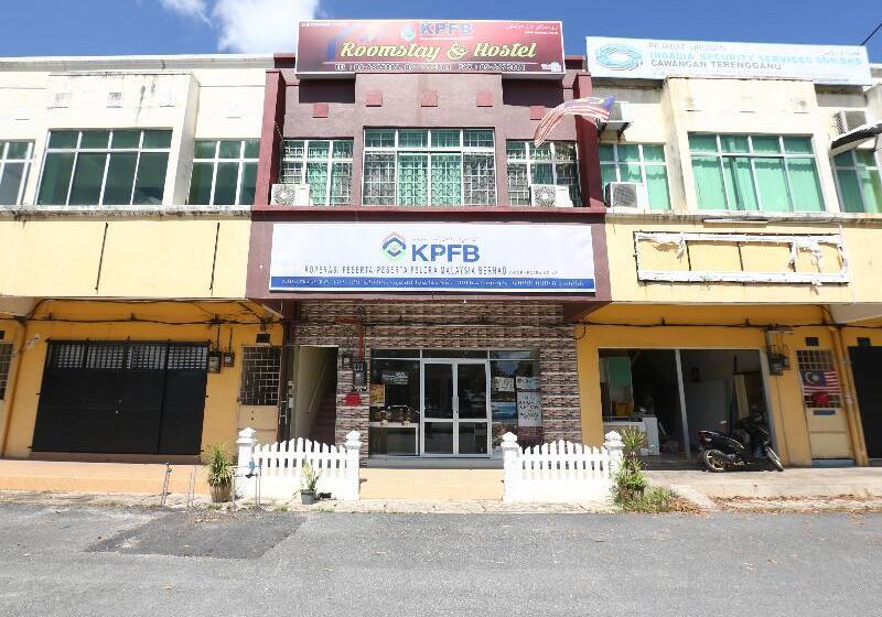 Отель Spot On 90163 Kpfb Roomstay 2