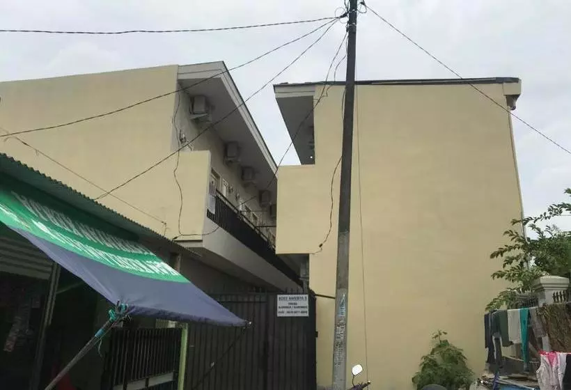 ホテル Oyo 90168 Amerta 3 Inn Syariah