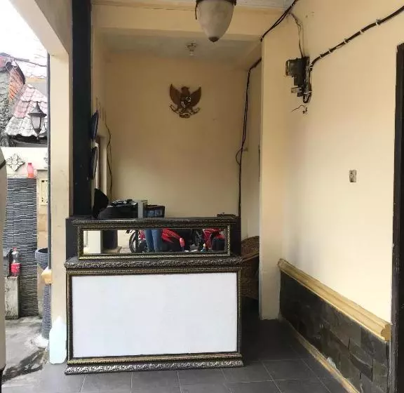 ホテル Oyo 90168 Amerta 3 Inn Syariah