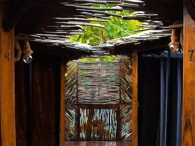 پانسیون Hostal Malakai Cabanas & Dorms