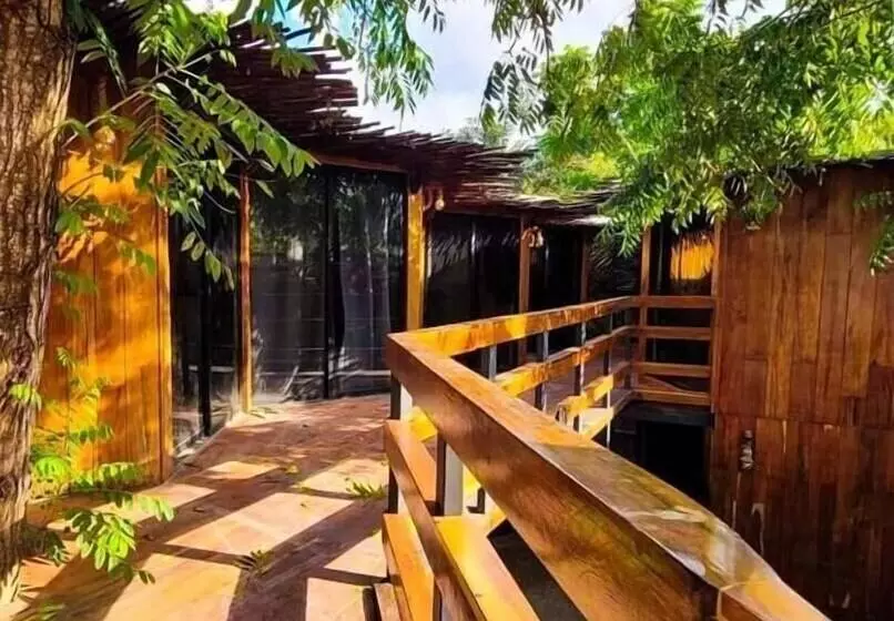 پانسیون Hostal Malakai Cabanas & Dorms