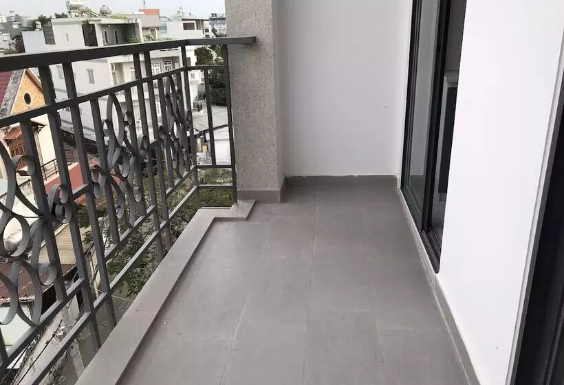 Smiley Apartment Quận 2