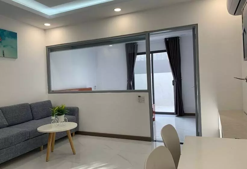 Smiley Apartment Quận 2
