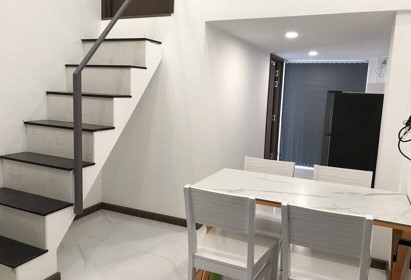 Smiley Apartment Quận 2