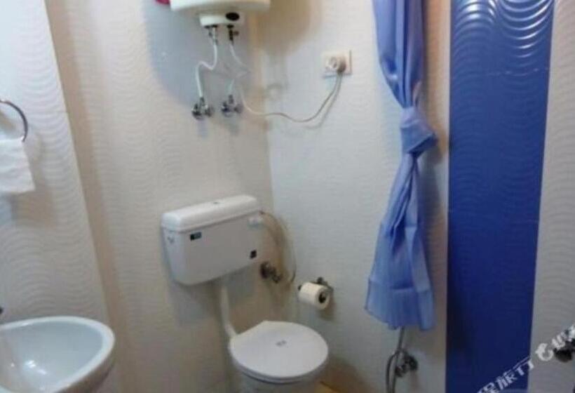 Отель Mehar Srinagar