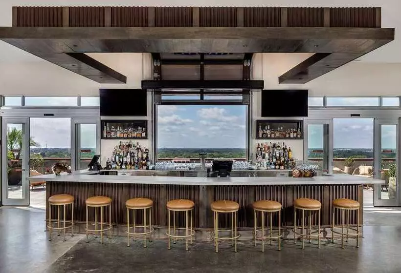 Hotelli Melby Downtown Melbourne Tapestry Collection By Hilton