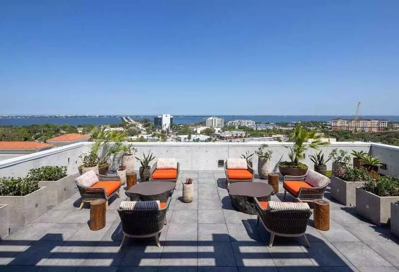 Hotelli Melby Downtown Melbourne Tapestry Collection By Hilton