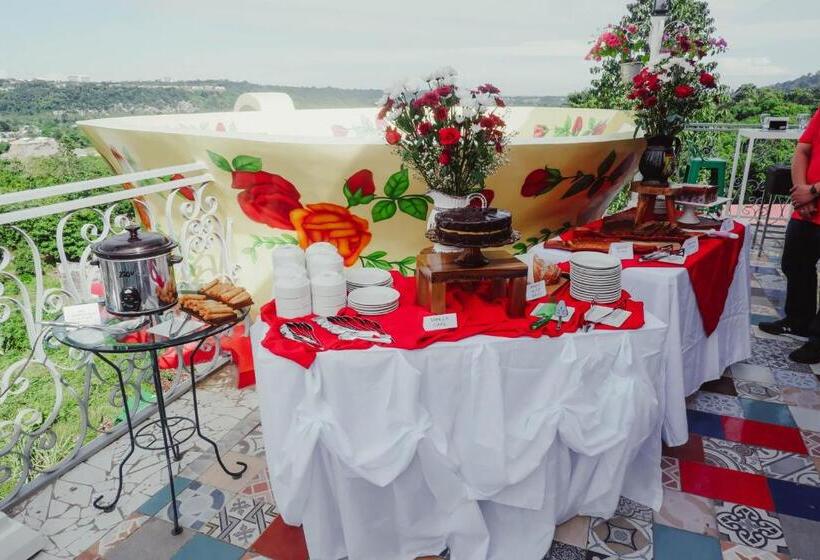 فندق Our Story Boutique