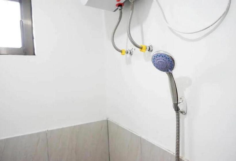 Hotel Reddoorz Syariah Near Universitas Jenderal Soedirman 2