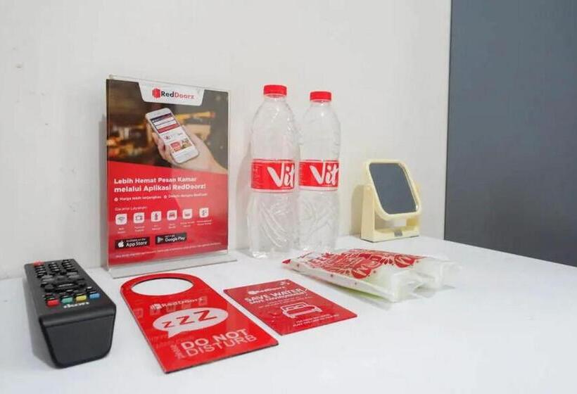 Hotel Reddoorz Syariah Near Universitas Jenderal Soedirman 2