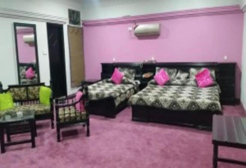 هتل Sandalbar  Faisalabad