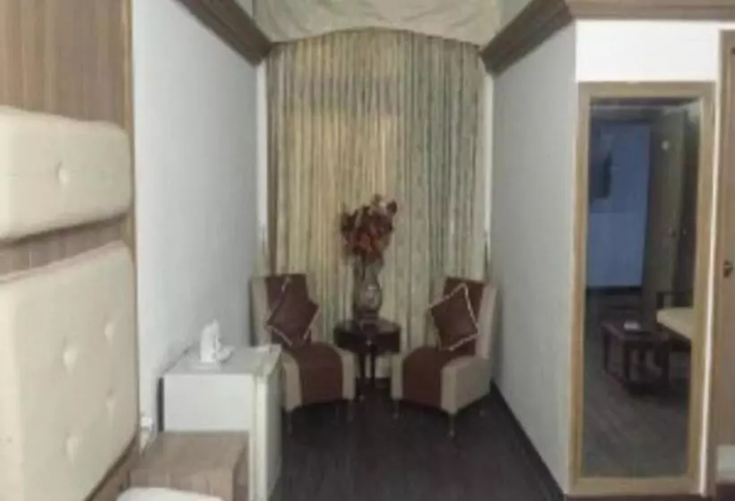 هتل Sandalbar Faisalabad