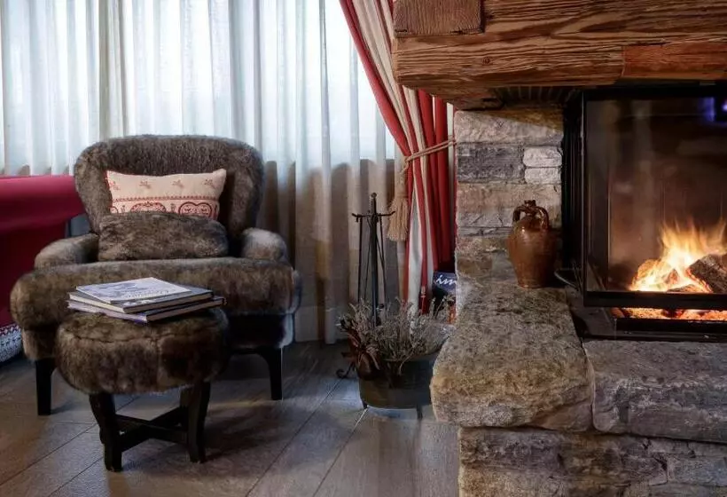 ホテル Matterhorn Retreat Francois Camere In Centro Cervina Con Colazione, Accesso Spa E Wifi