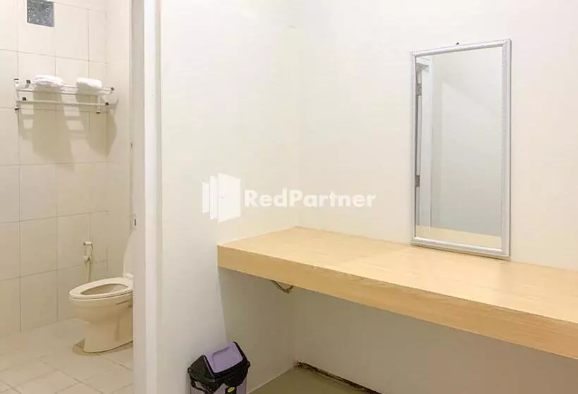 Reddoorz Syariah At Hotel Nuri Indah Dongkelan Yogyakarta