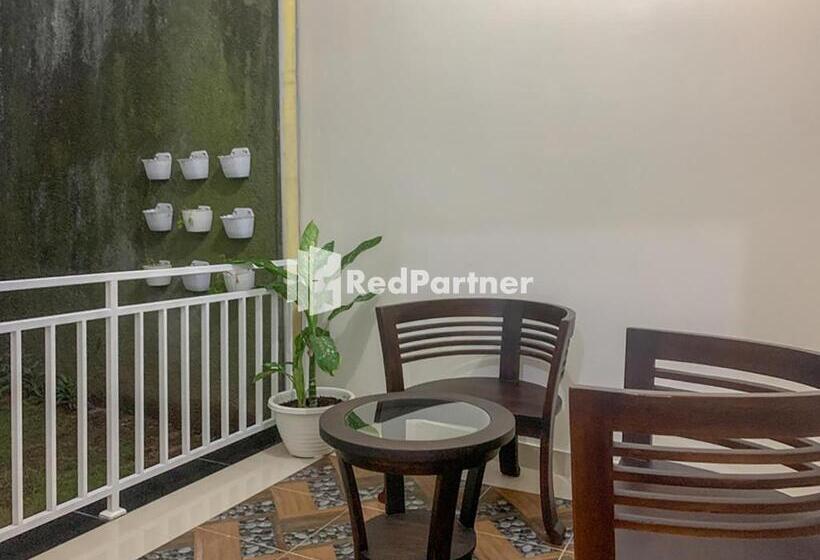 Reddoorz Syariah At Hotel Nuri Indah Dongkelan Yogyakarta