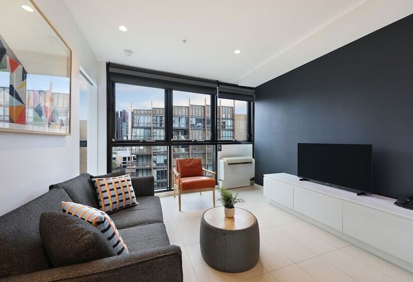 The Canvas Apartment