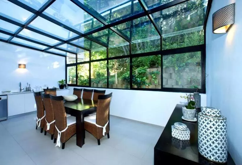 Aamiaismajoitus (B&B) Hout Bay View Boutique