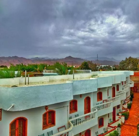 هتل Ghazala Oasis