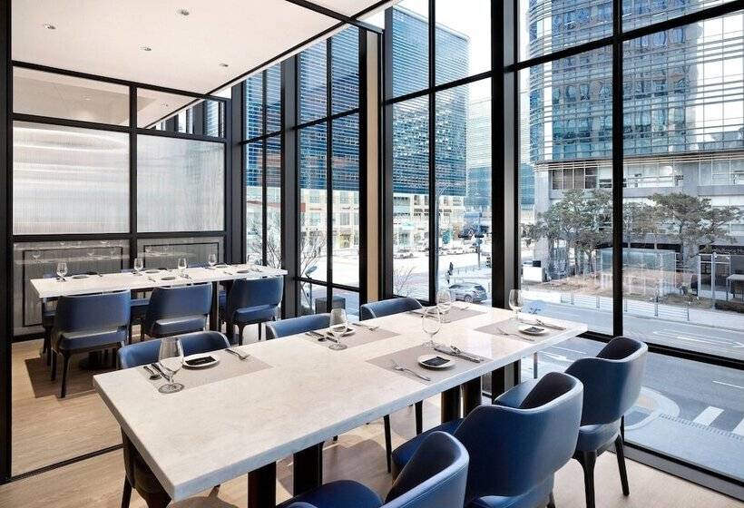 Отель Gravity Josun Seoul Pangyo, Autograph Collection