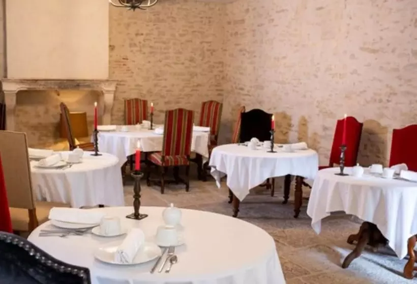 Hotelli Les Remparts Hôtels Et Demeures Historiques