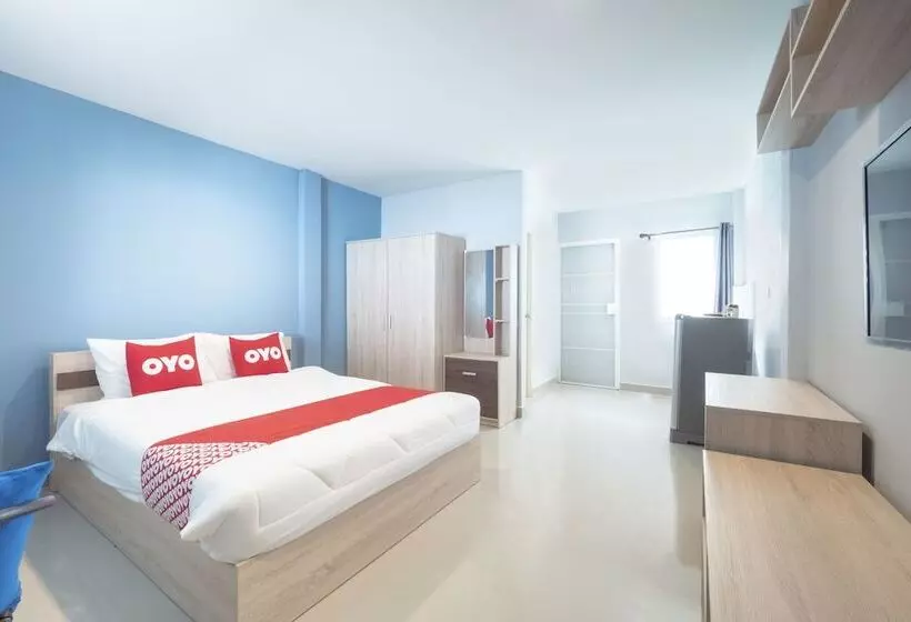 Hotelli Oyo 75383 Danthip Place