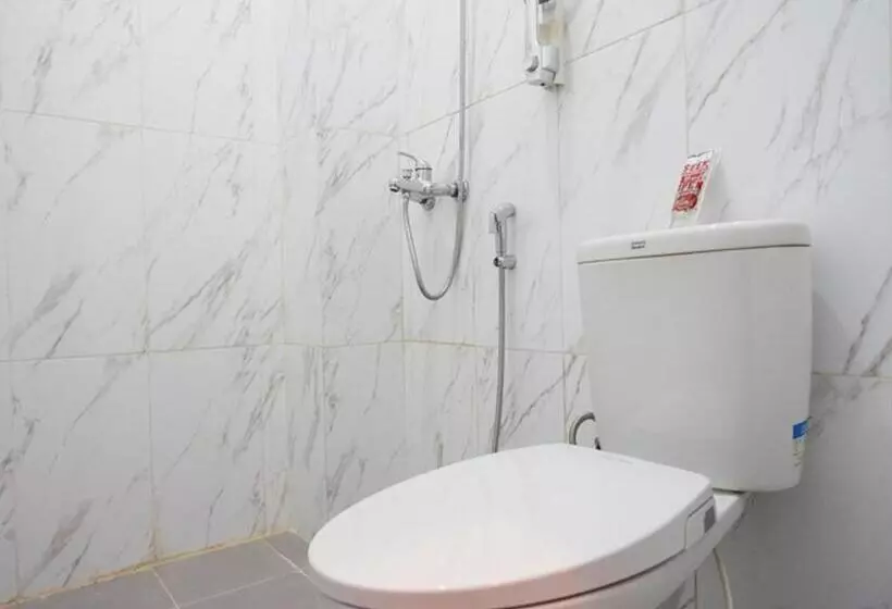 Hotelli Reddoorz Near Pasar Batang