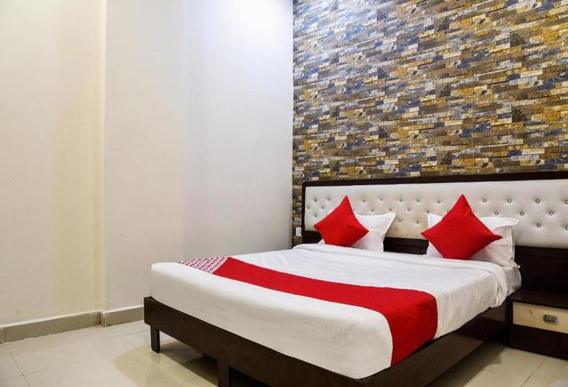 酒店 Oyo 76644 Paradise Palace