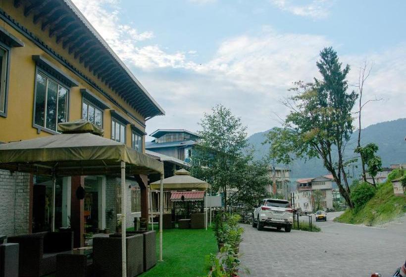 בית מלון כפרי Sumitel Gangtok Resort