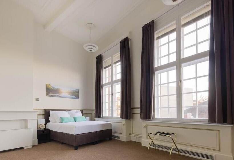 Szálloda The Velvet Lodge