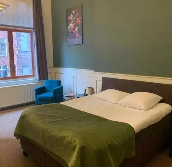 ホテル The Velvet Lodge