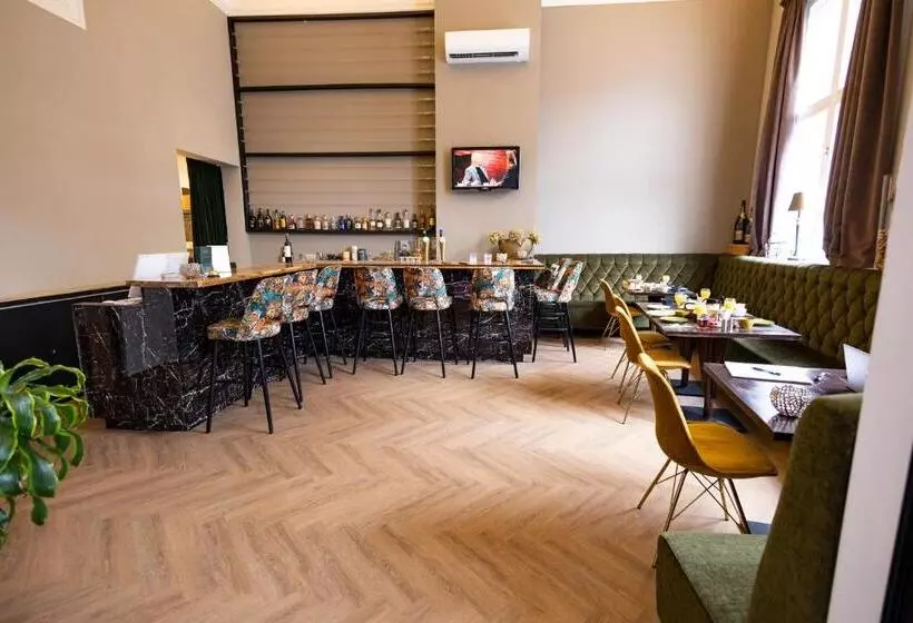 ホテル The Velvet Lodge