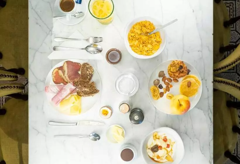 Monsieur Miot Concept Hotel   Bastia Centre