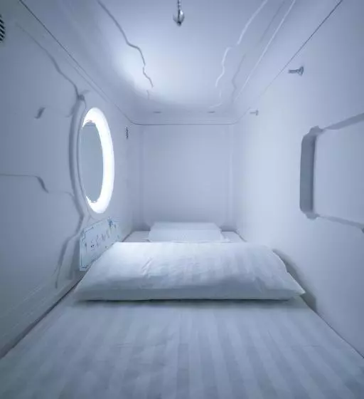 هاستل Pod Labo 家庭多人高cp 四人起