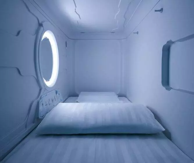 هاستل Pod Labo 家庭多人高cp 四人起