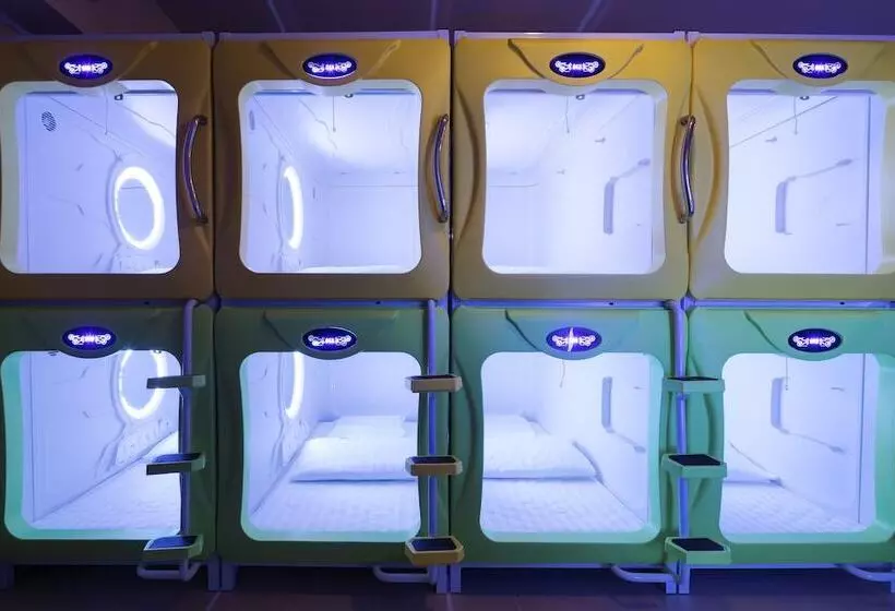 هاستل Pod Labo 家庭多人高cp 四人起