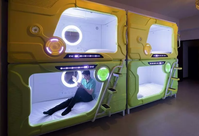 هاستل Pod Labo 家庭多人高cp 四人起