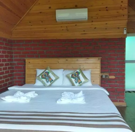 Bed and Breakfast Ella River Front